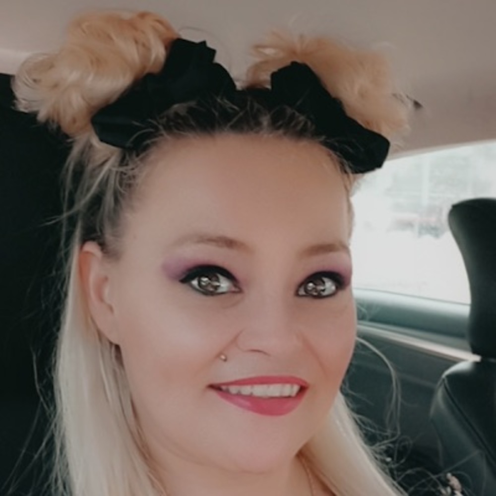 Meet your Posher, Linda